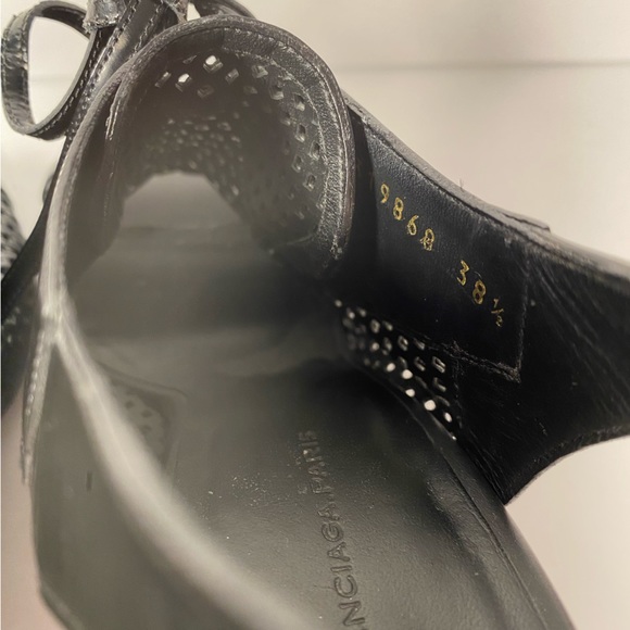 Balenciaga open toe perforated wedge sandals black 38.5 - Picture 7 of 9